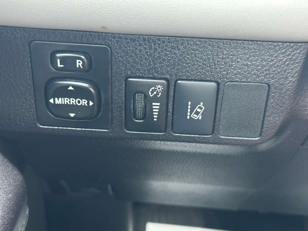2018 Toyota Rav4 Image 19