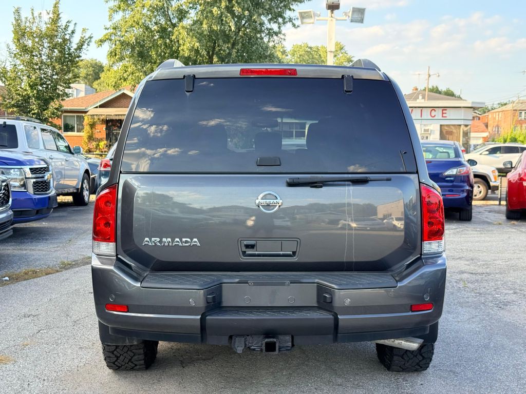 2012 Nissan Armada Image 10