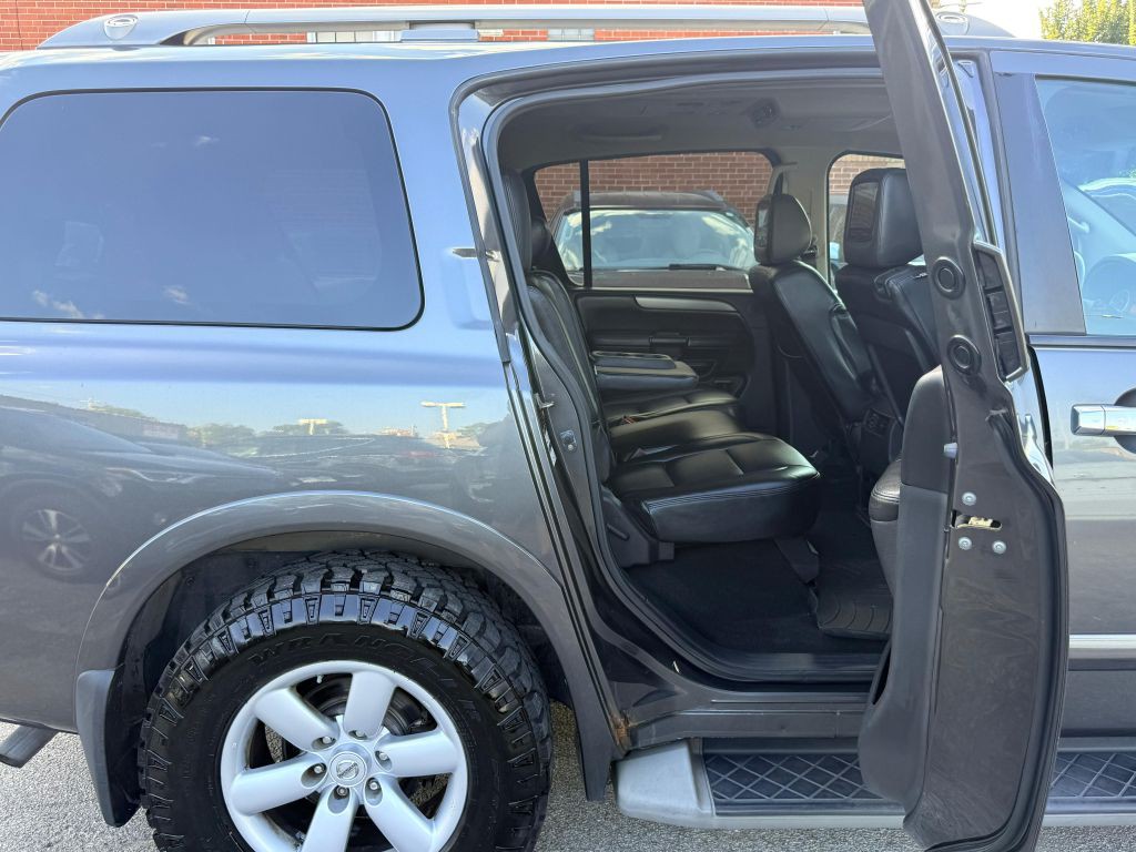 2012 Nissan Armada Image 30