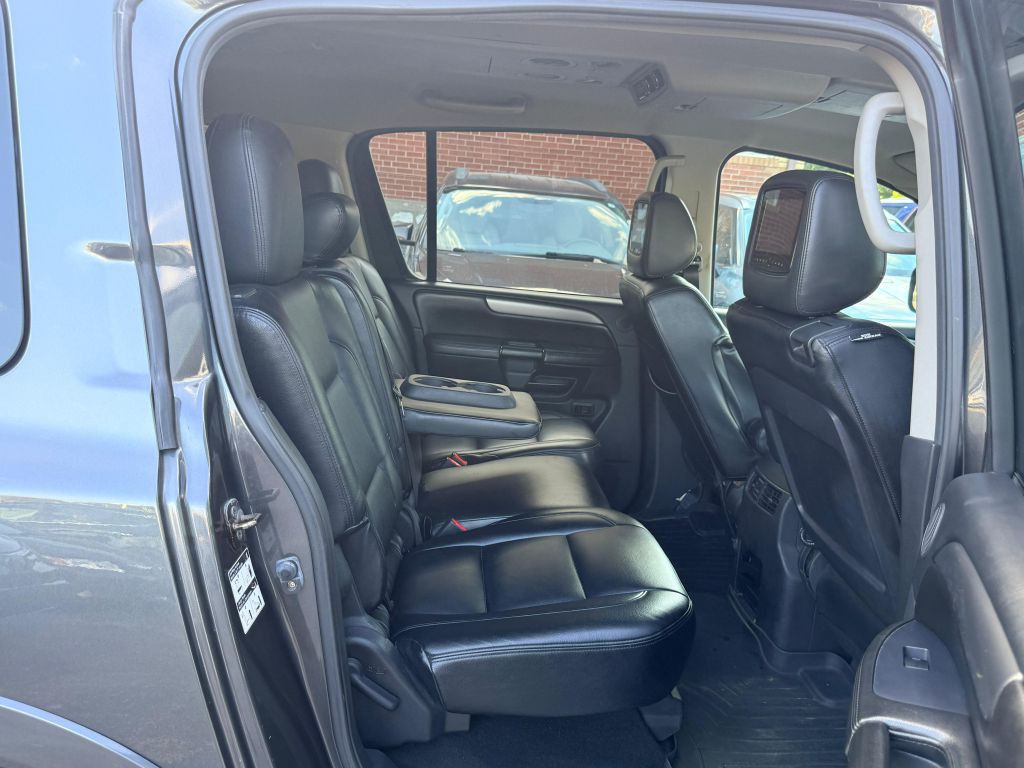 2012 Nissan Armada Image 31