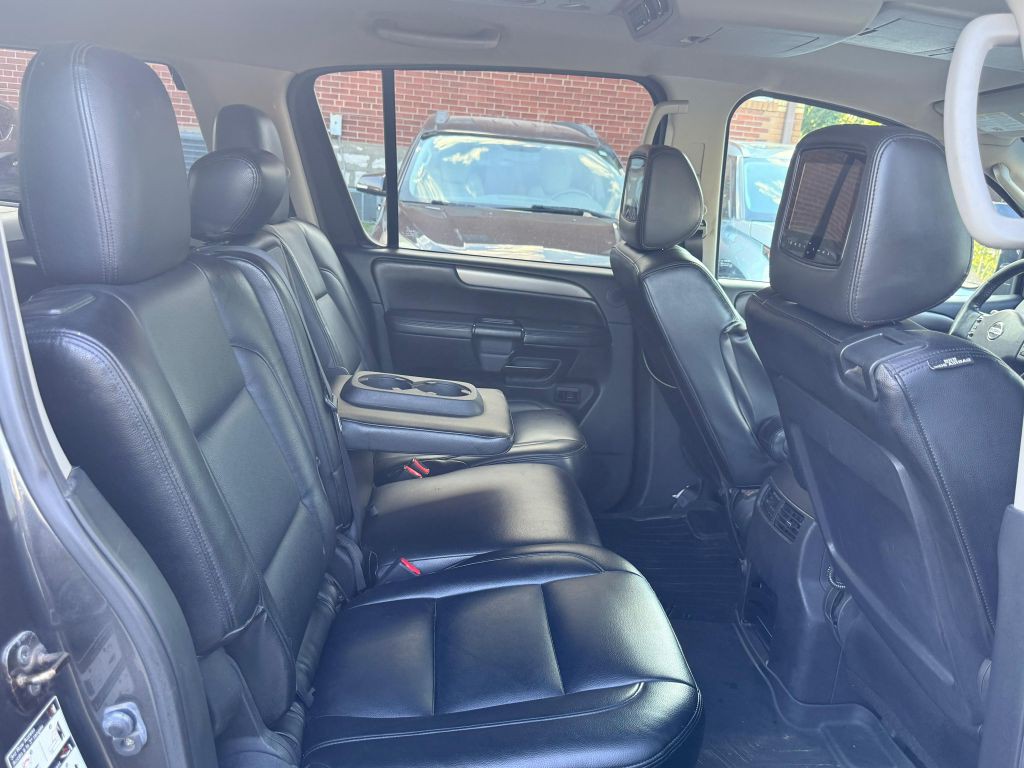 2012 Nissan Armada Image 32