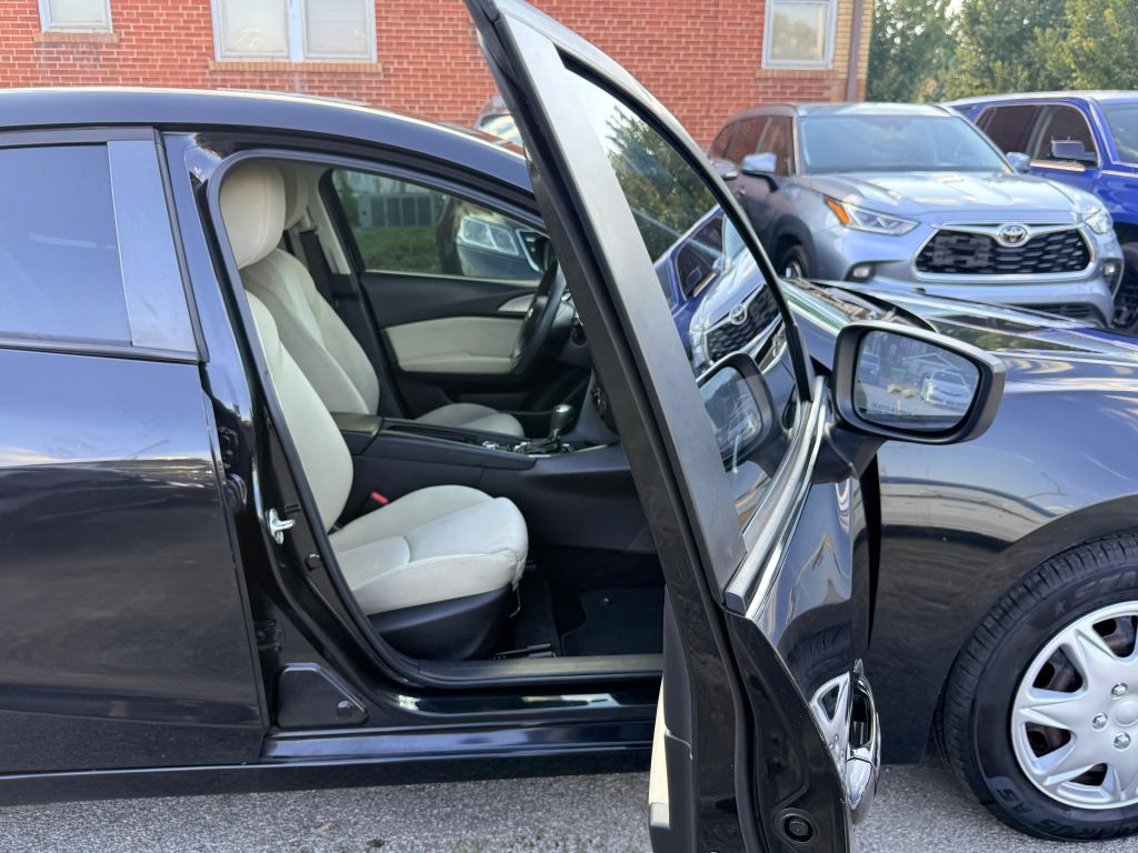 2018 Mazda Mazda3 Image 16