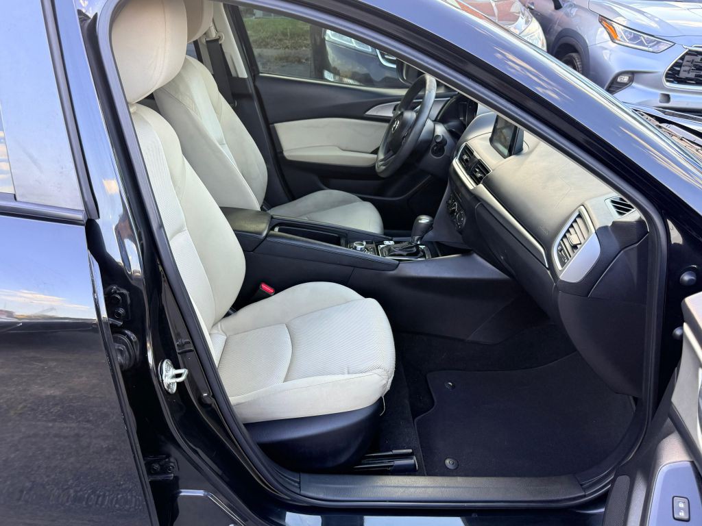 2018 Mazda Mazda3 Image 17