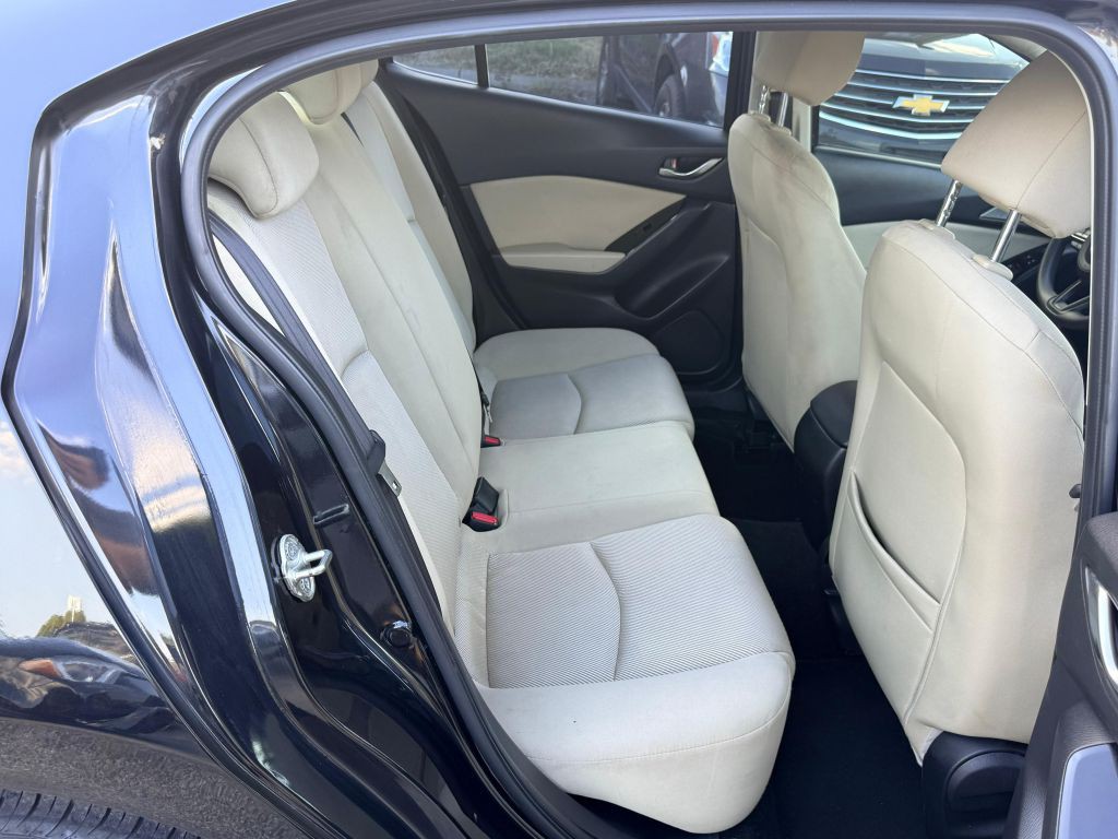 2018 Mazda Mazda3 Image 24