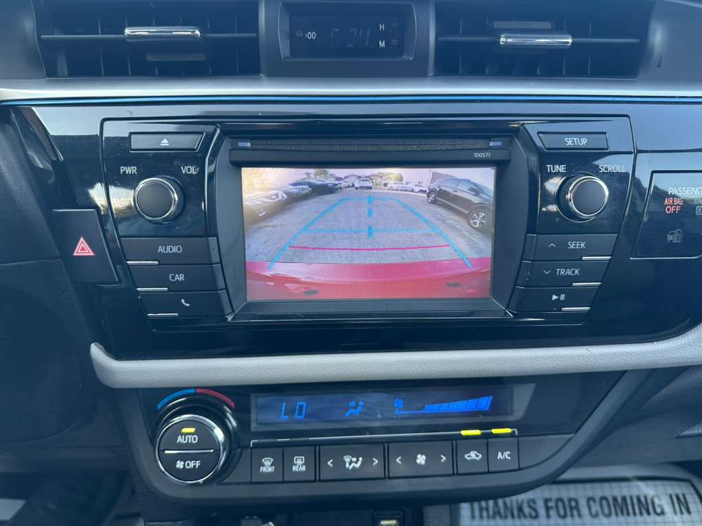 2016 Toyota Corolla Image 14