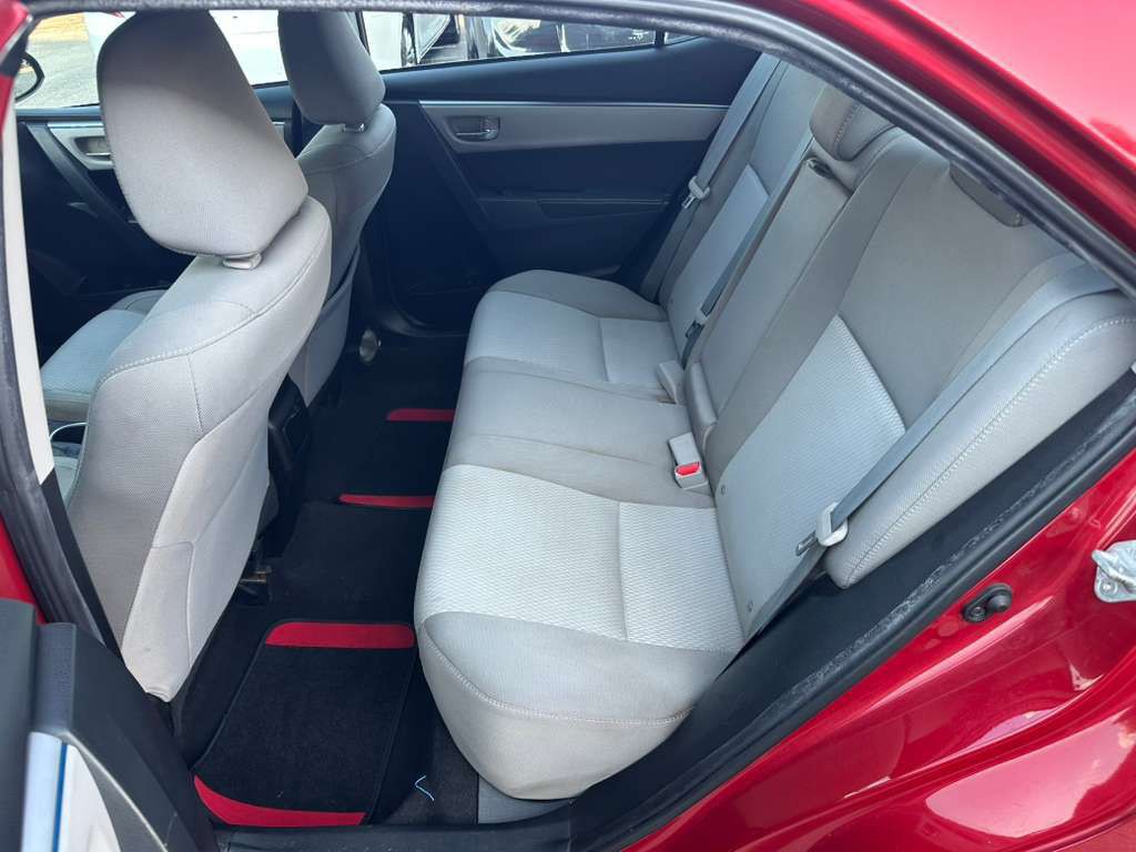 2016 Toyota Corolla Image 20
