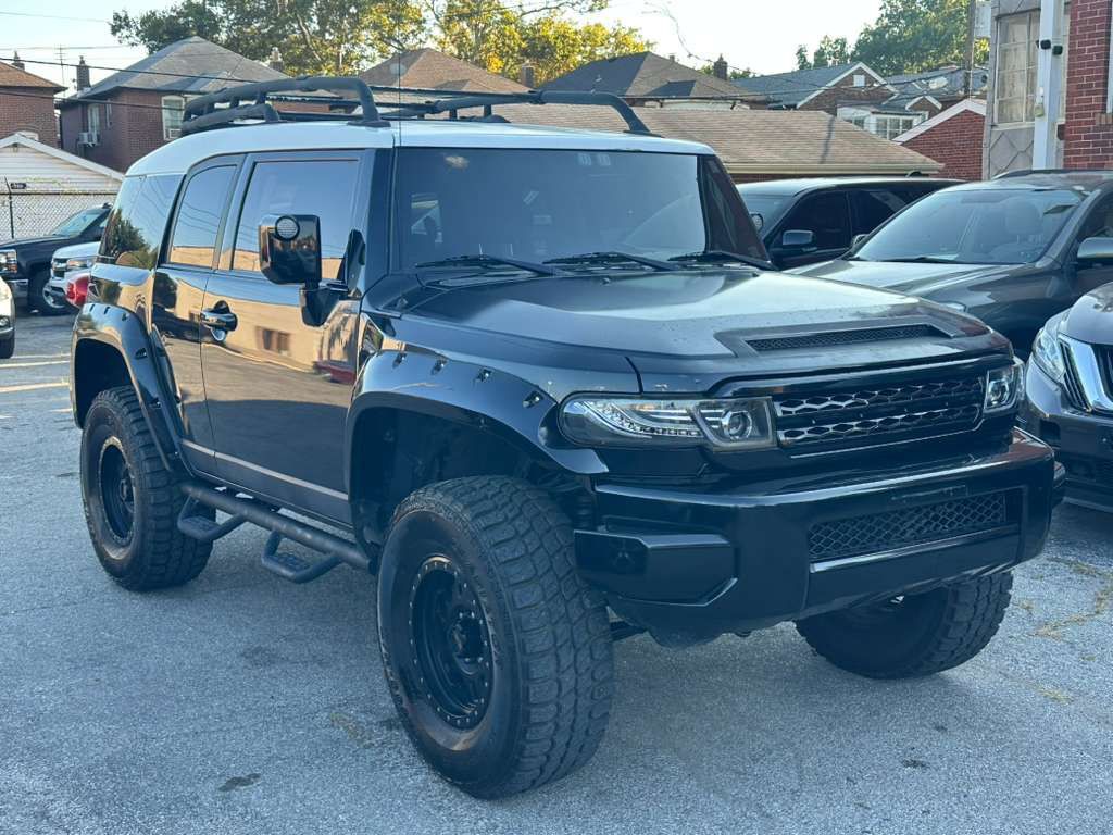 2007 Toyota FJ Cruiser Image 1
