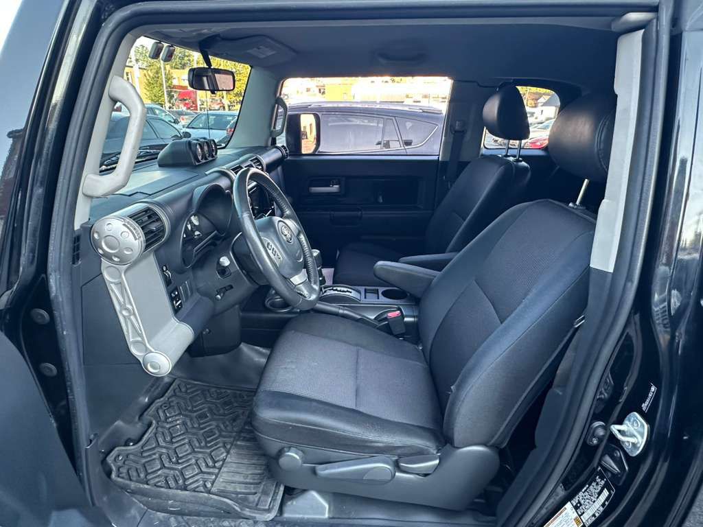 2007 Toyota FJ Cruiser Image 10