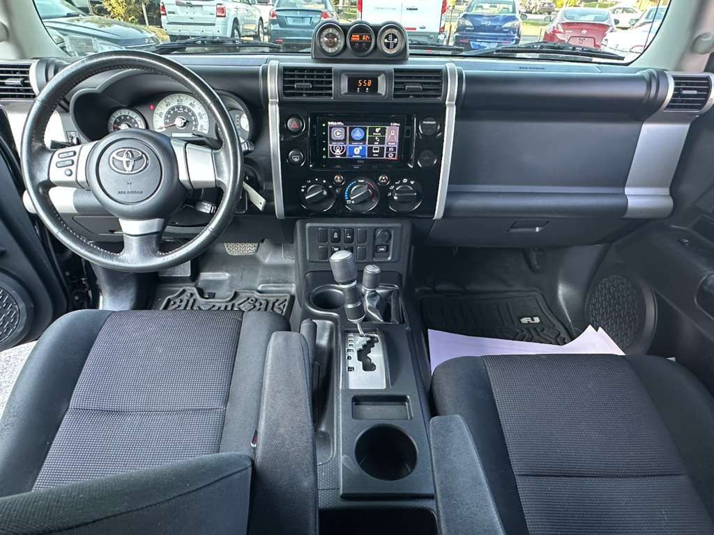 2007 Toyota FJ Cruiser Image 14