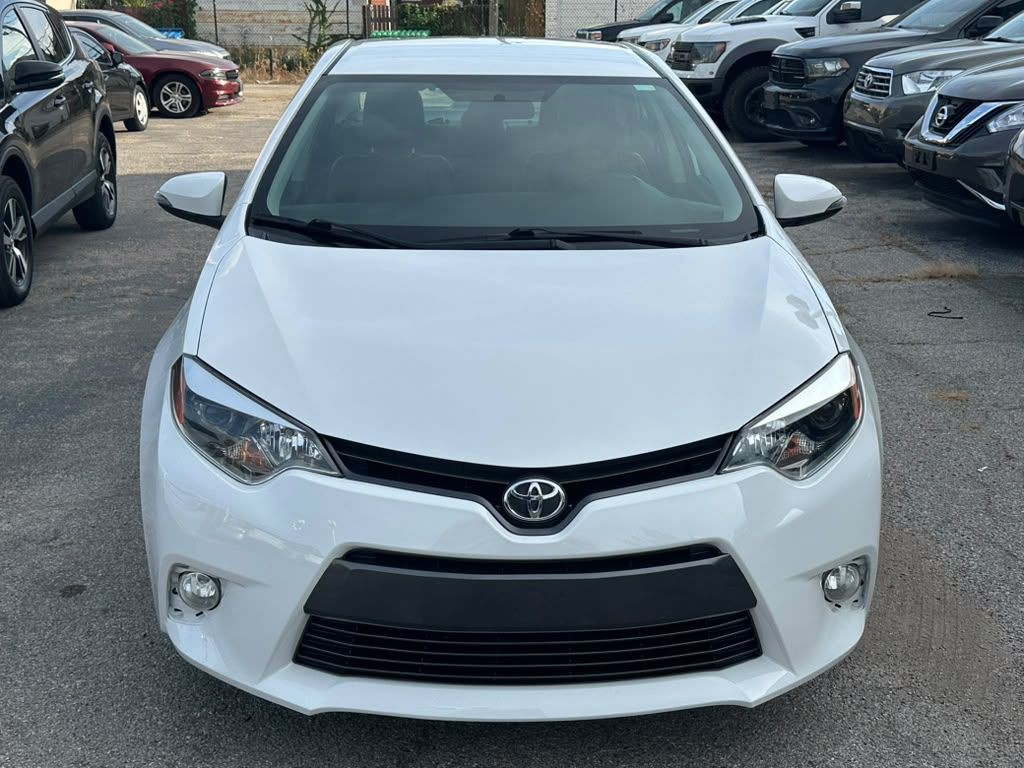 2016 Toyota Corolla Image 2