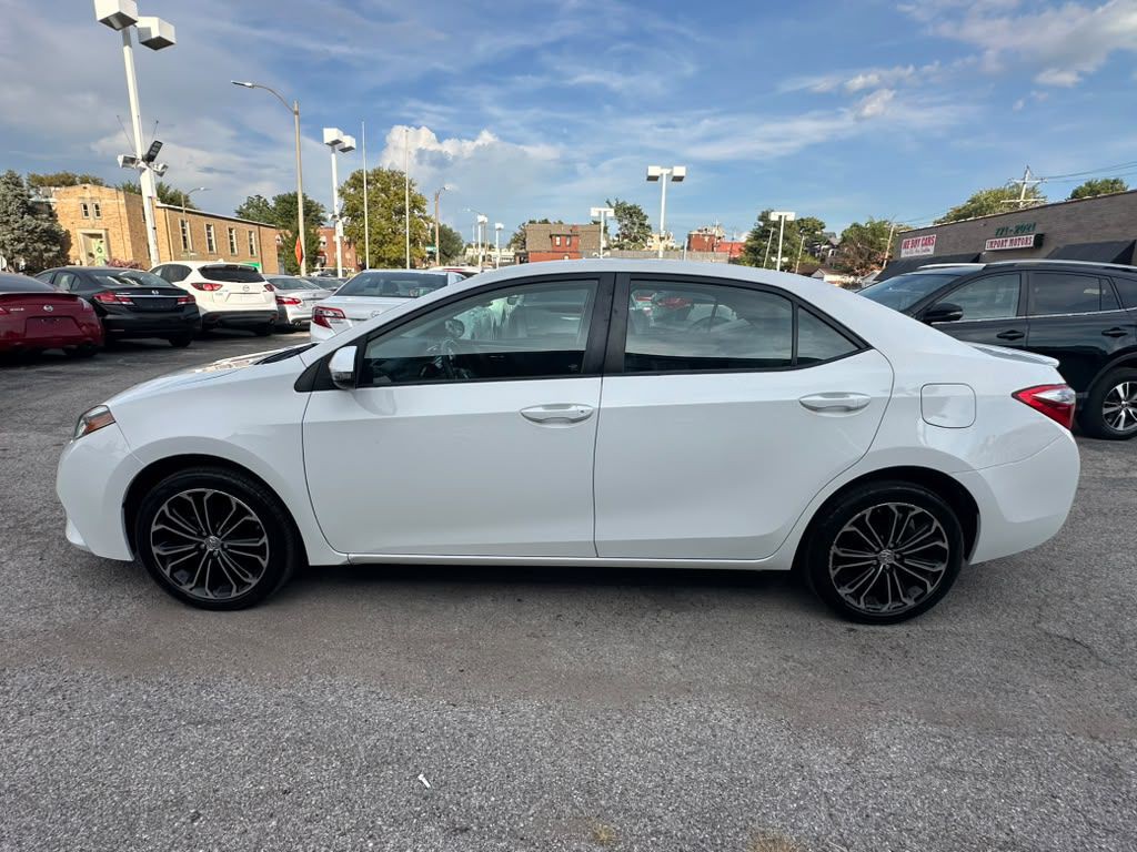2016 Toyota Corolla Image 5