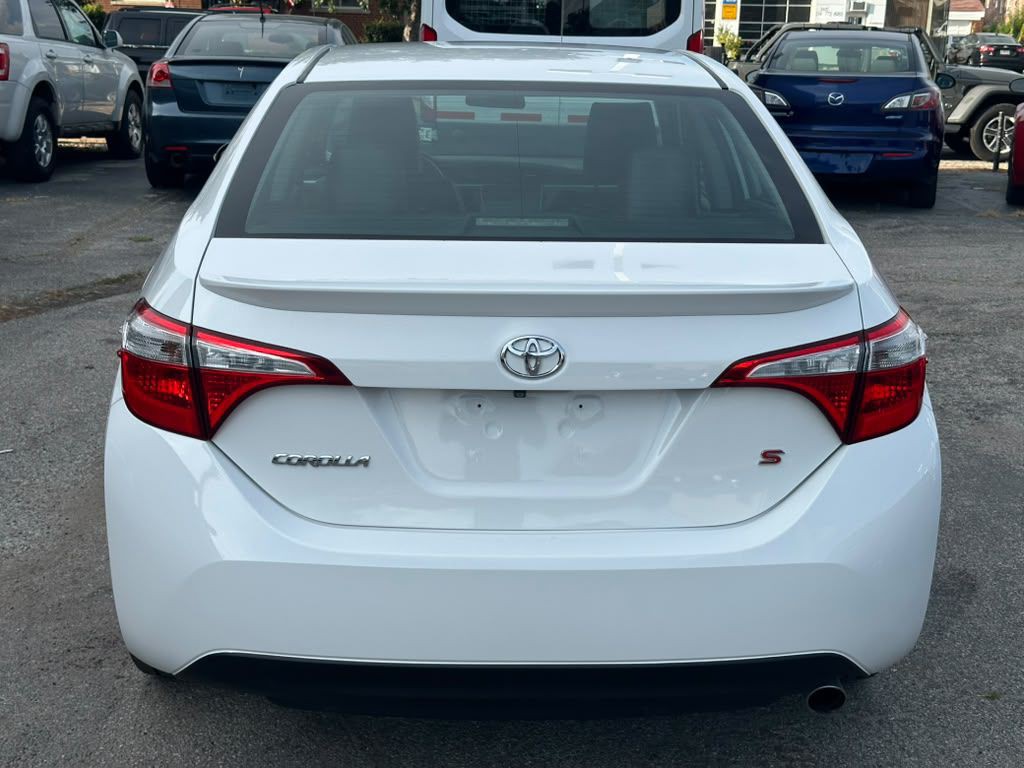 2016 Toyota Corolla Image 6