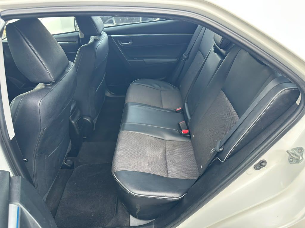 2016 Toyota Corolla Image 22