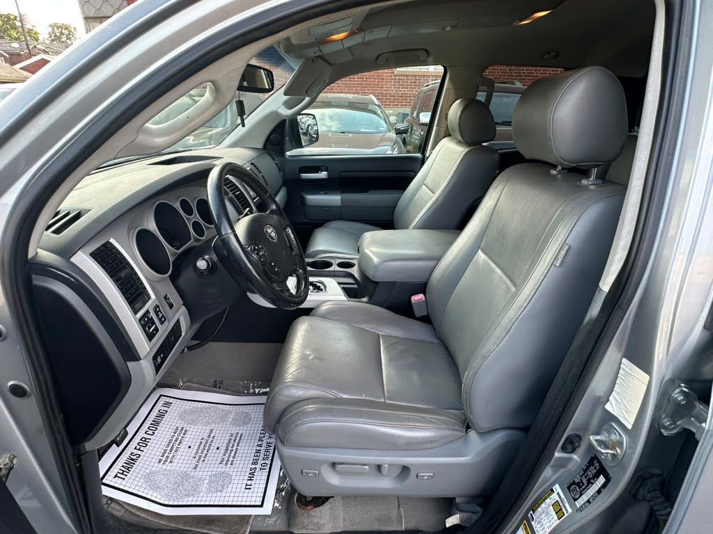 2007 Toyota Tundra Image 10