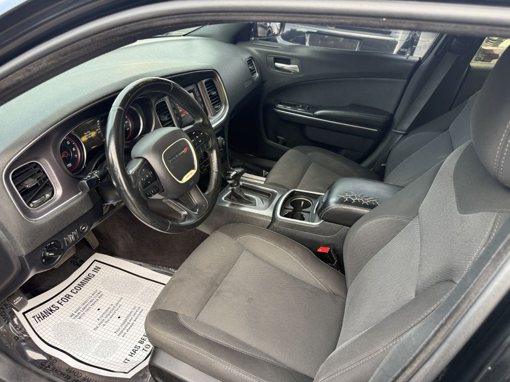 2017 Dodge Charger Image 12