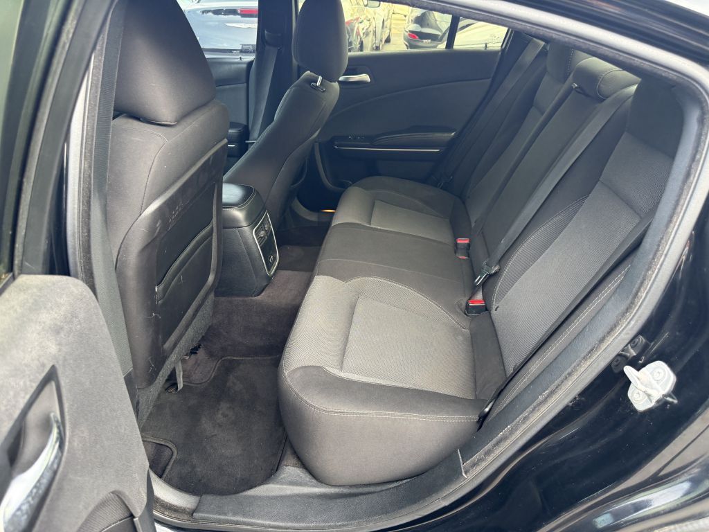 2017 Dodge Charger Image 21
