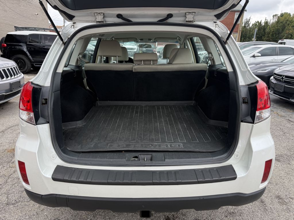 2012 Subaru Outback Image 9