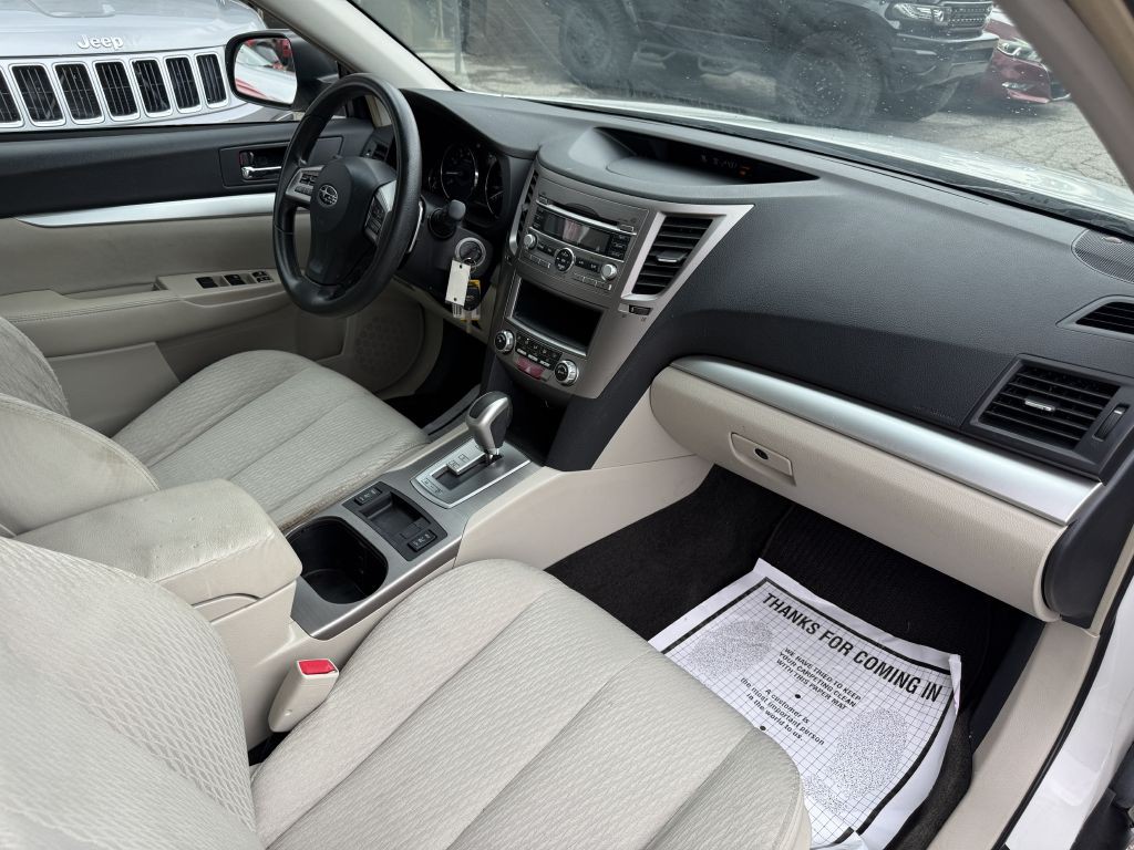 2012 Subaru Outback Image 20