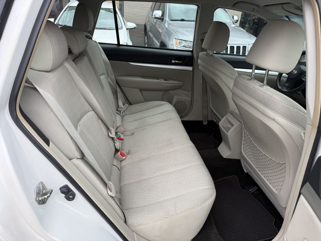 2012 Subaru Outback Image 25