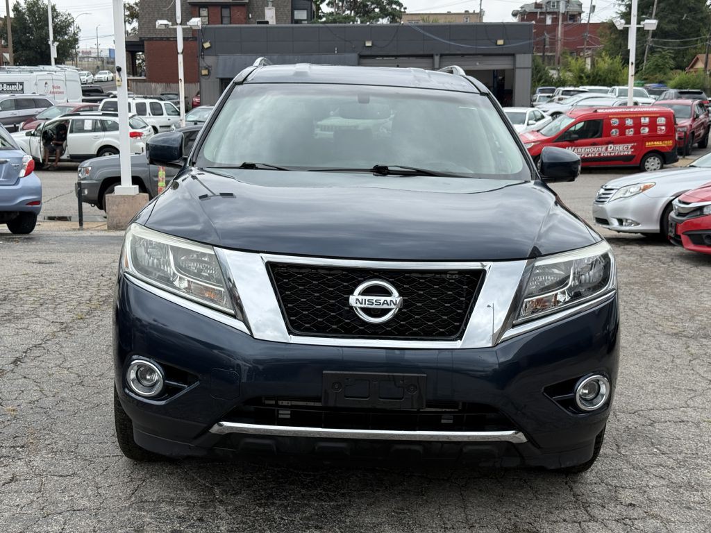 2013 Nissan Pathfinder Image 2