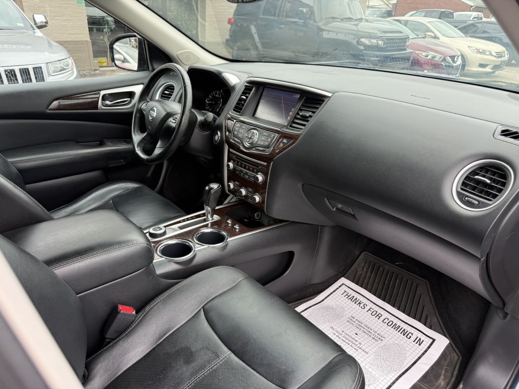 2013 Nissan Pathfinder Image 22