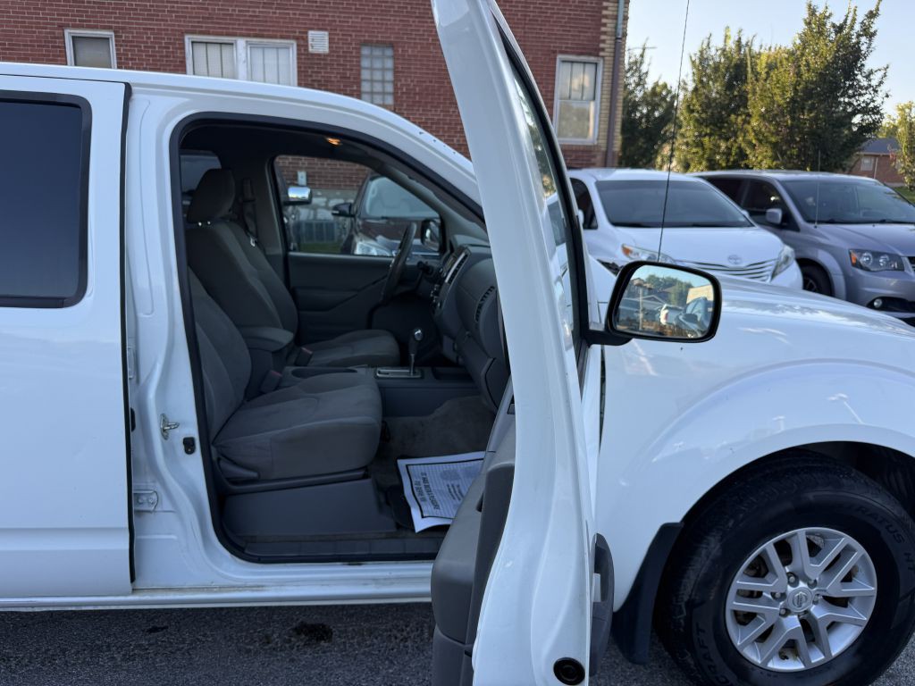 2017 Nissan Frontier Image 22