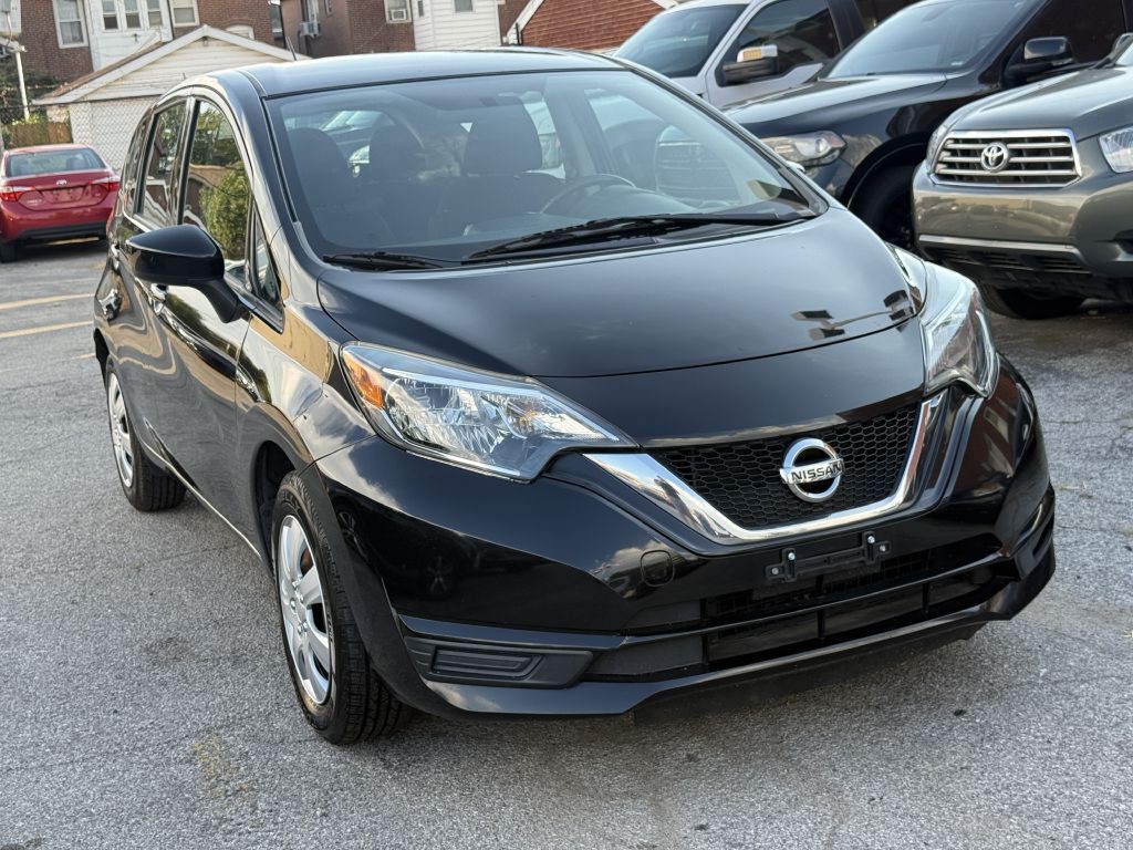 2018 Nissan Versa Image 3