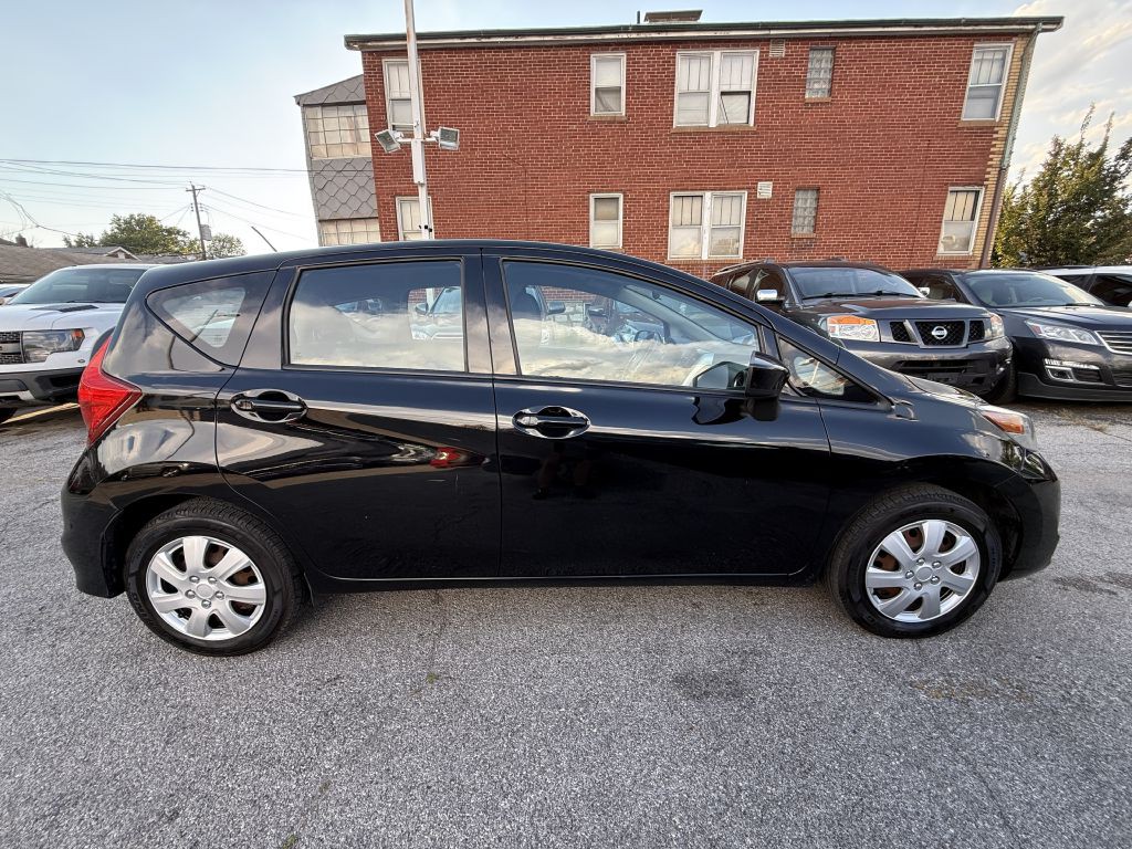 2018 Nissan Versa Image 6