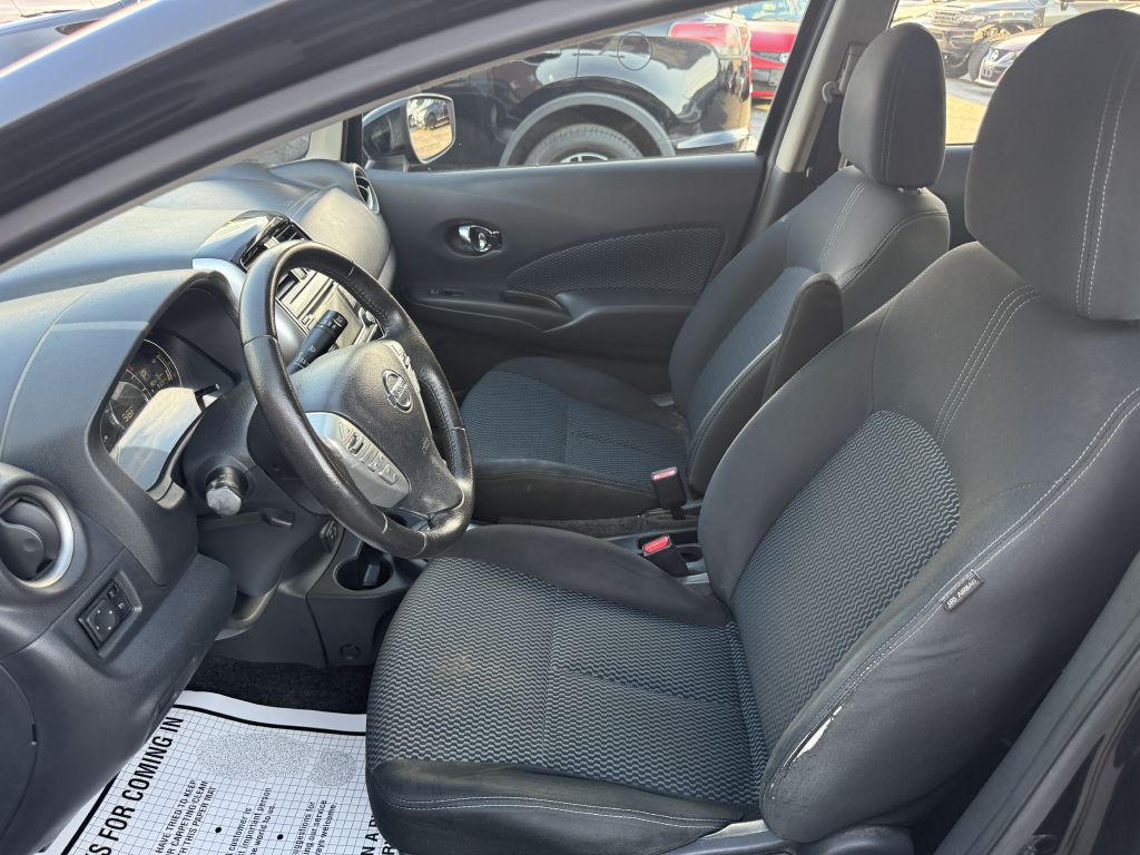 2018 Nissan Versa Image 14
