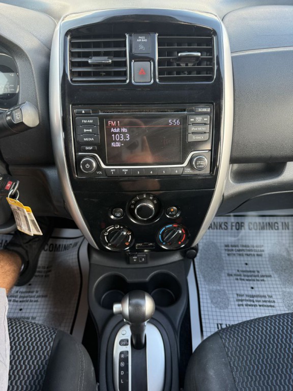 2018 Nissan Versa Image 17