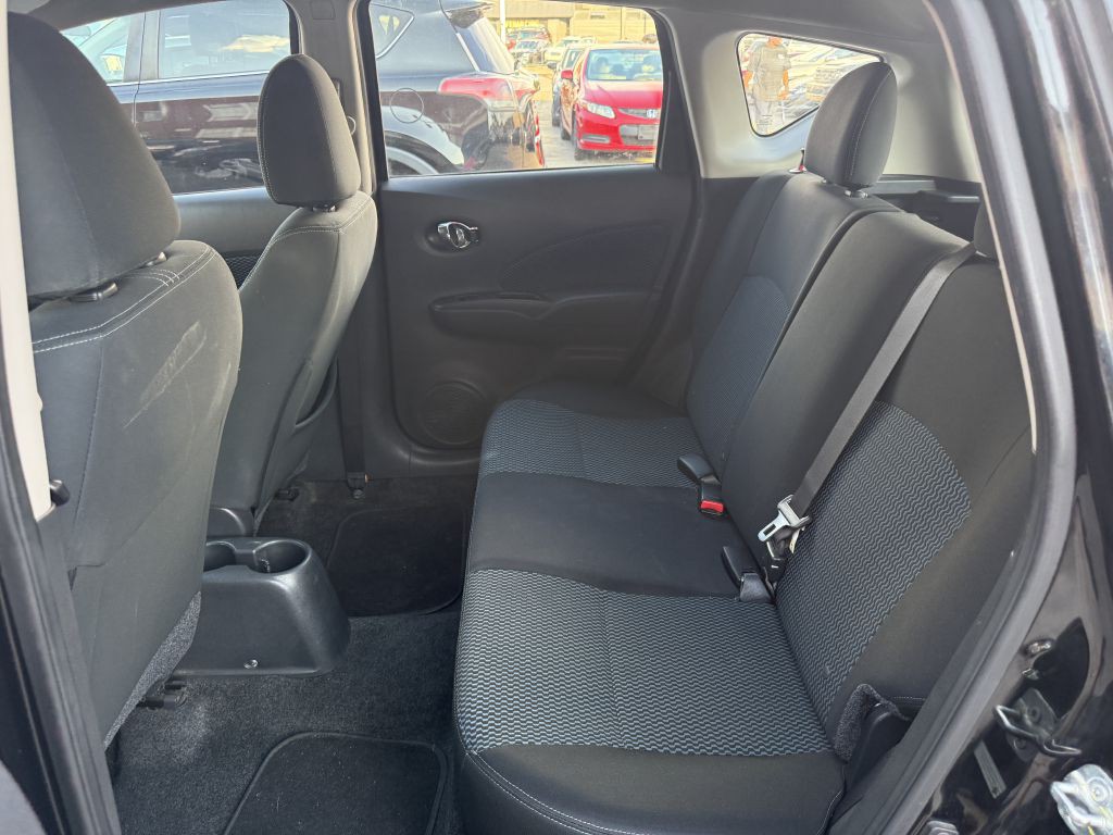 2018 Nissan Versa Image 25