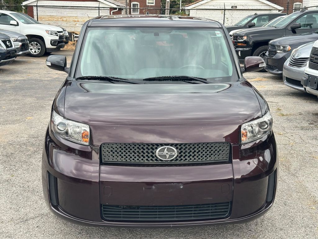 2010 Scion xB Image 2