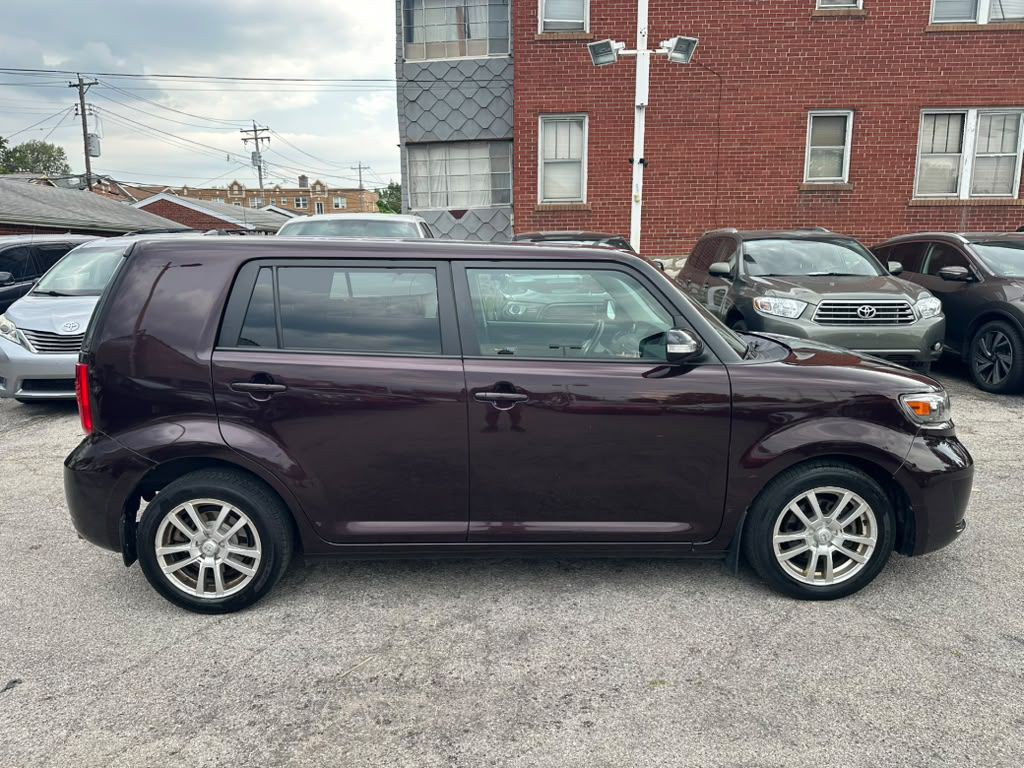 2010 Scion xB Image 4