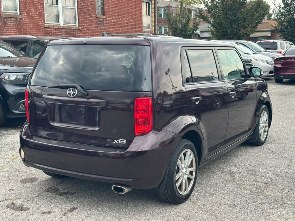 2010 Scion xB Image 6