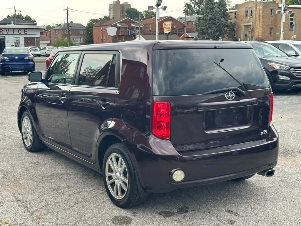 2010 Scion xB Image 8