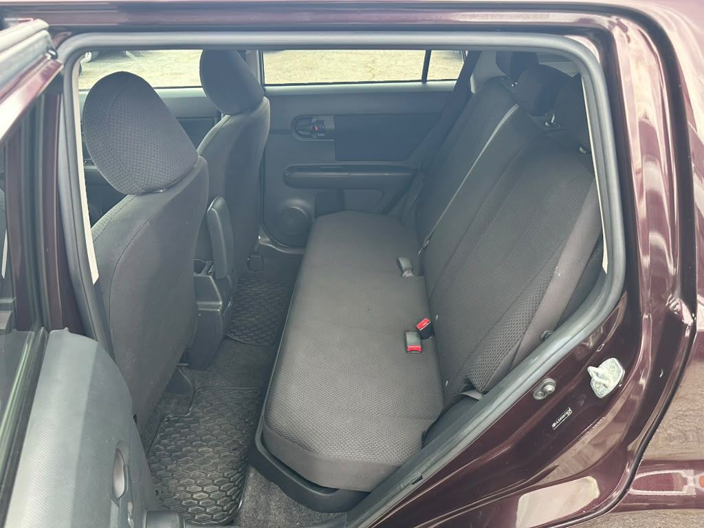 2010 Scion xB Image 19