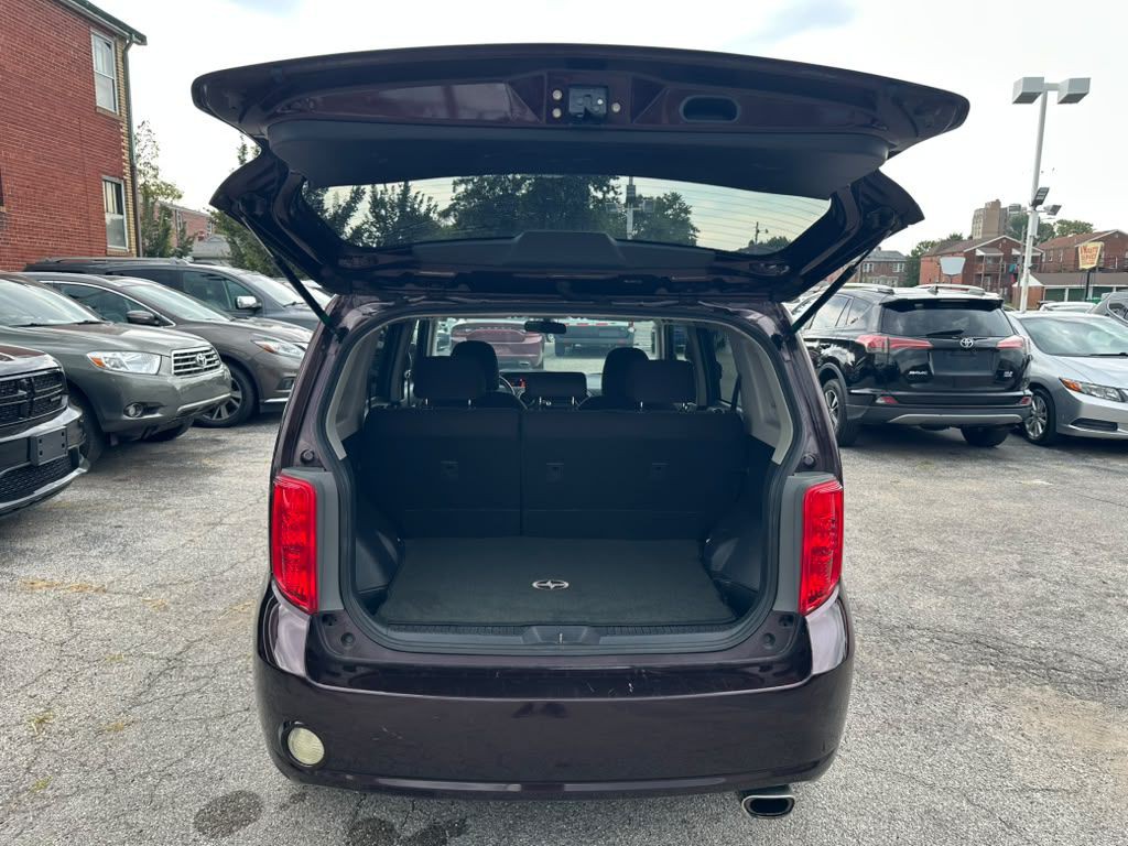 2010 Scion xB Image 21
