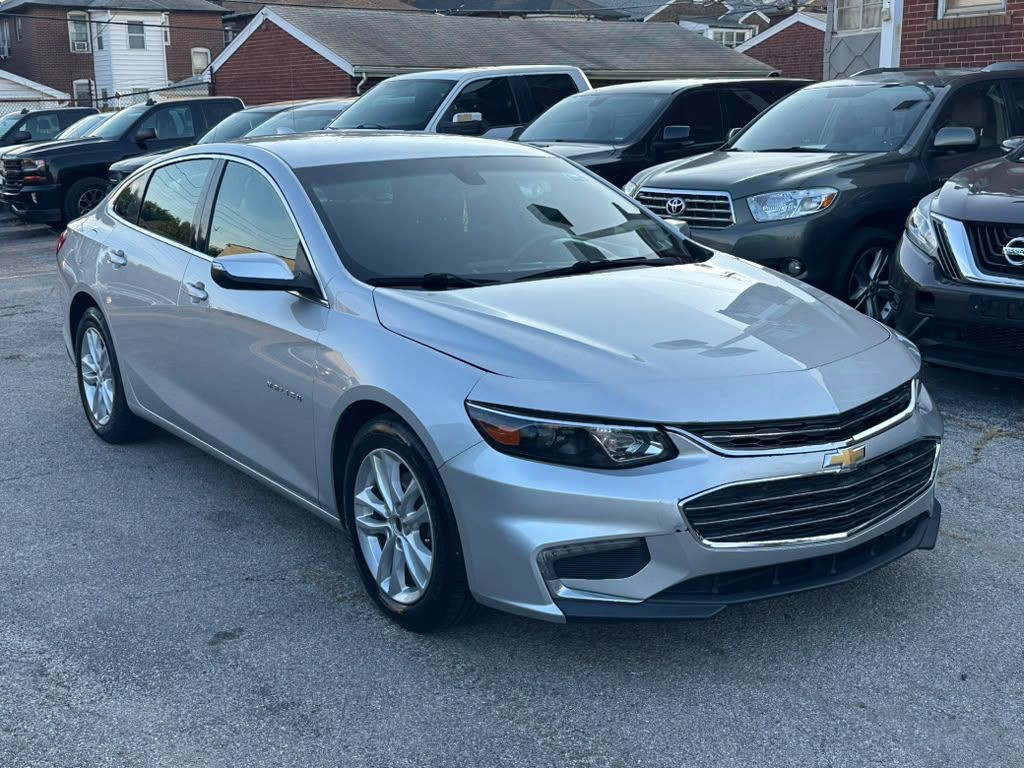 2018 Chevrolet Malibu Image 3