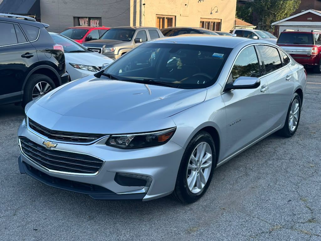 2018 Chevrolet Malibu Image 1