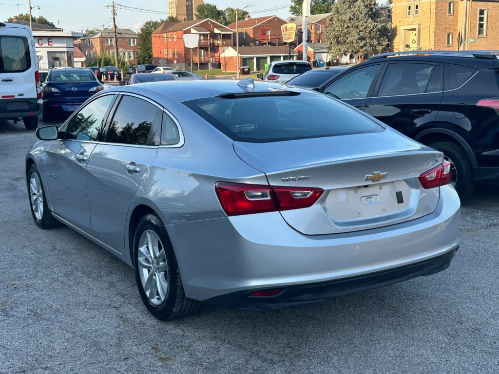 2018 Chevrolet Malibu Image 5
