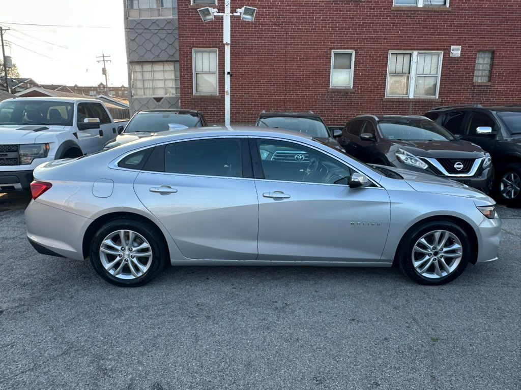 2018 Chevrolet Malibu Image 7