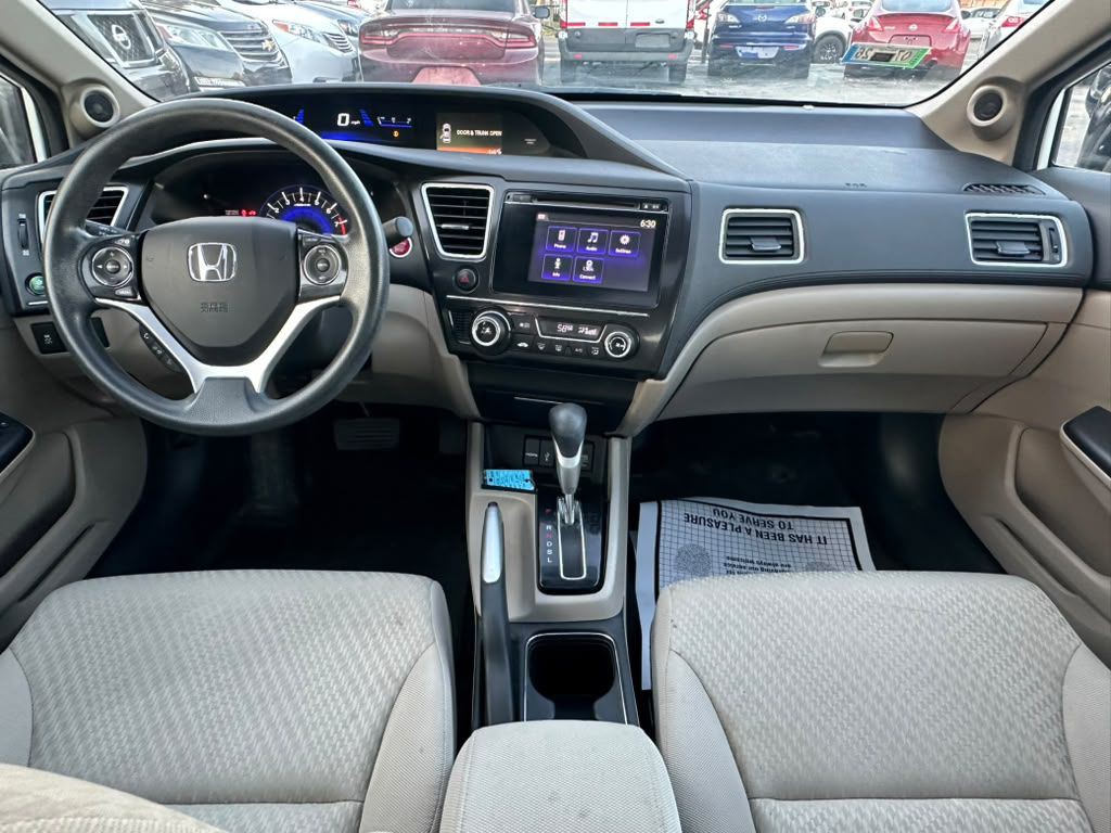 2015 Honda Civic Image 19