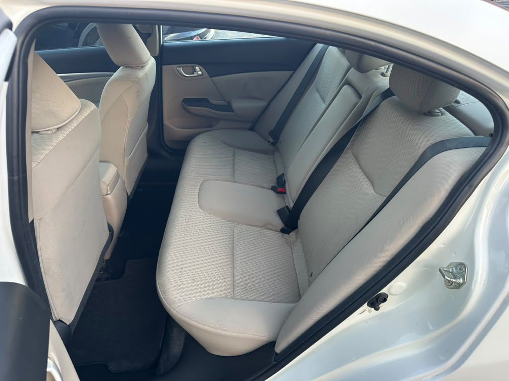 2015 Honda Civic Image 23