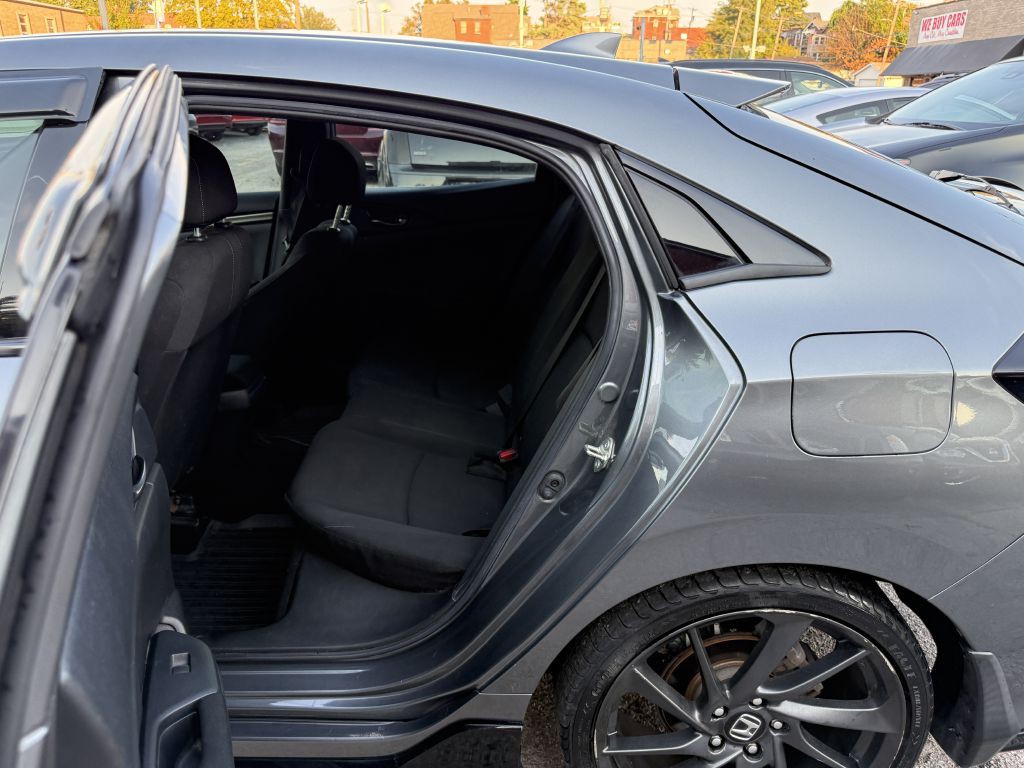 2019 Honda Civic Image 23