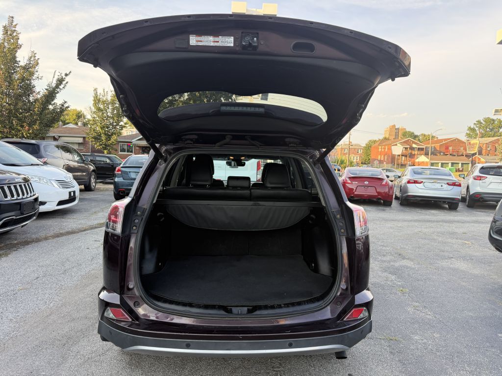 2018 Toyota Rav4 Image 8