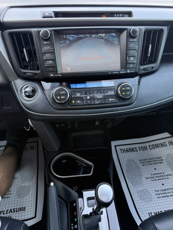 2018 Toyota Rav4 Image 17