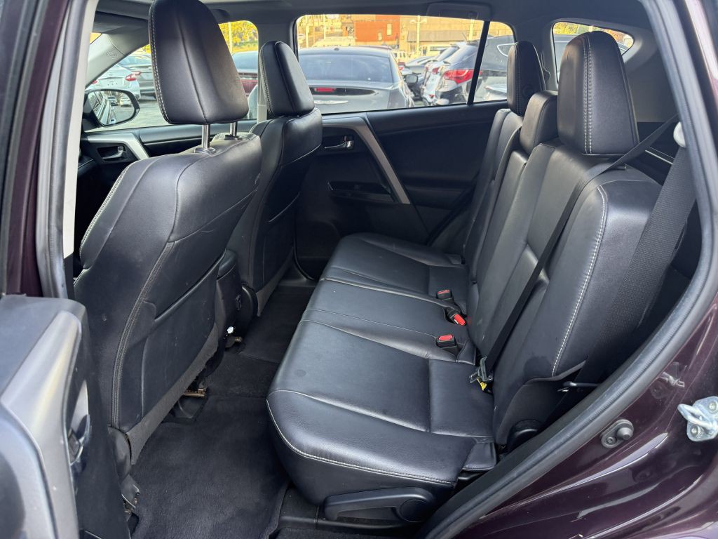 2018 Toyota Rav4 Image 24
