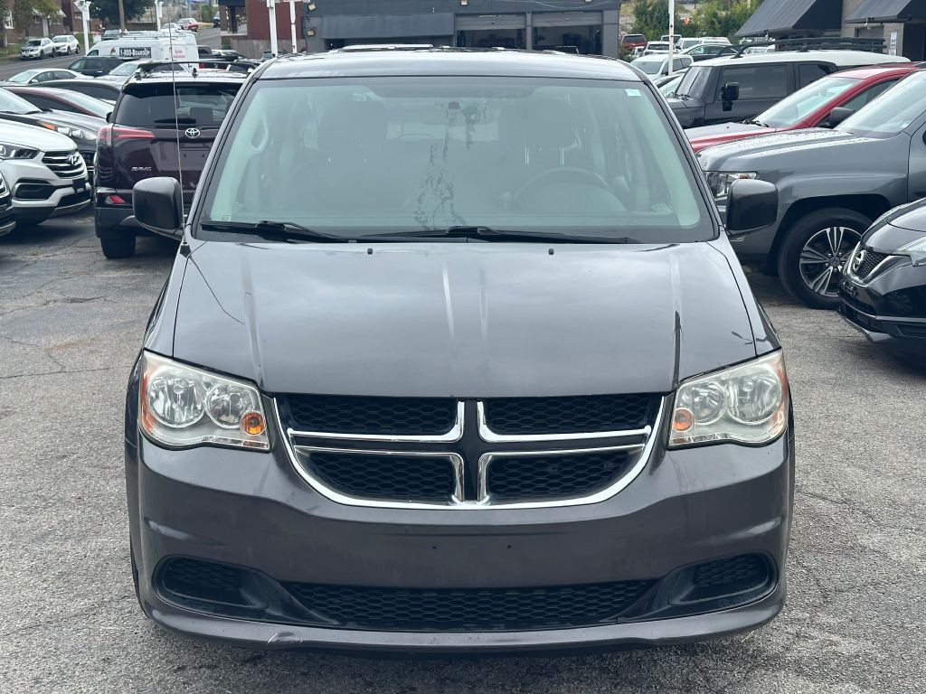 2016 Dodge Grand Caravan Image 2