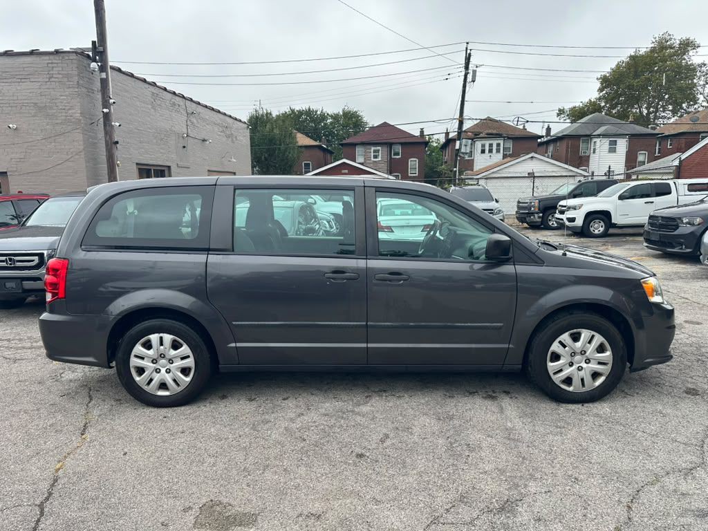 2016 Dodge Grand Caravan Image 4