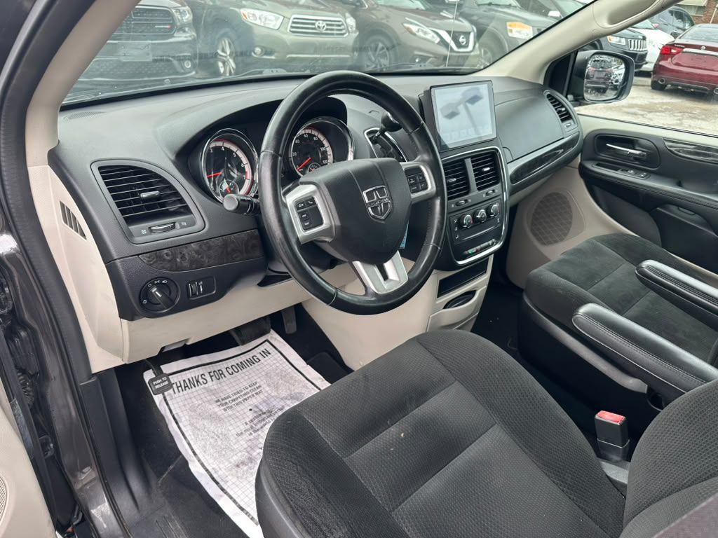 2016 Dodge Grand Caravan Image 12